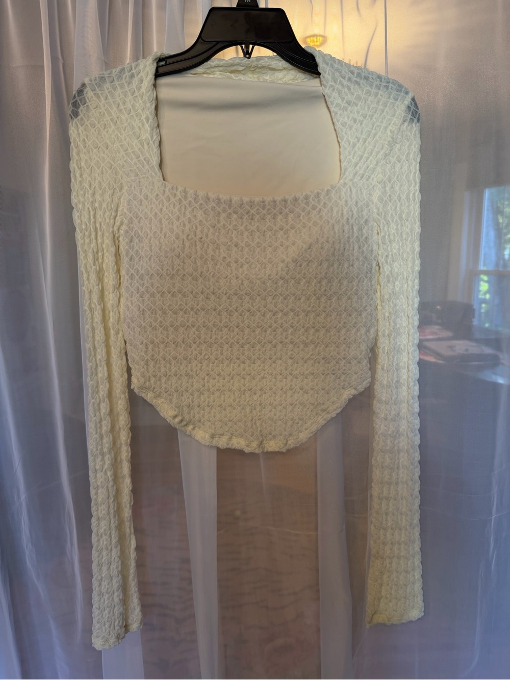 HALARA Cream Textured Square-Neck Cropped Top